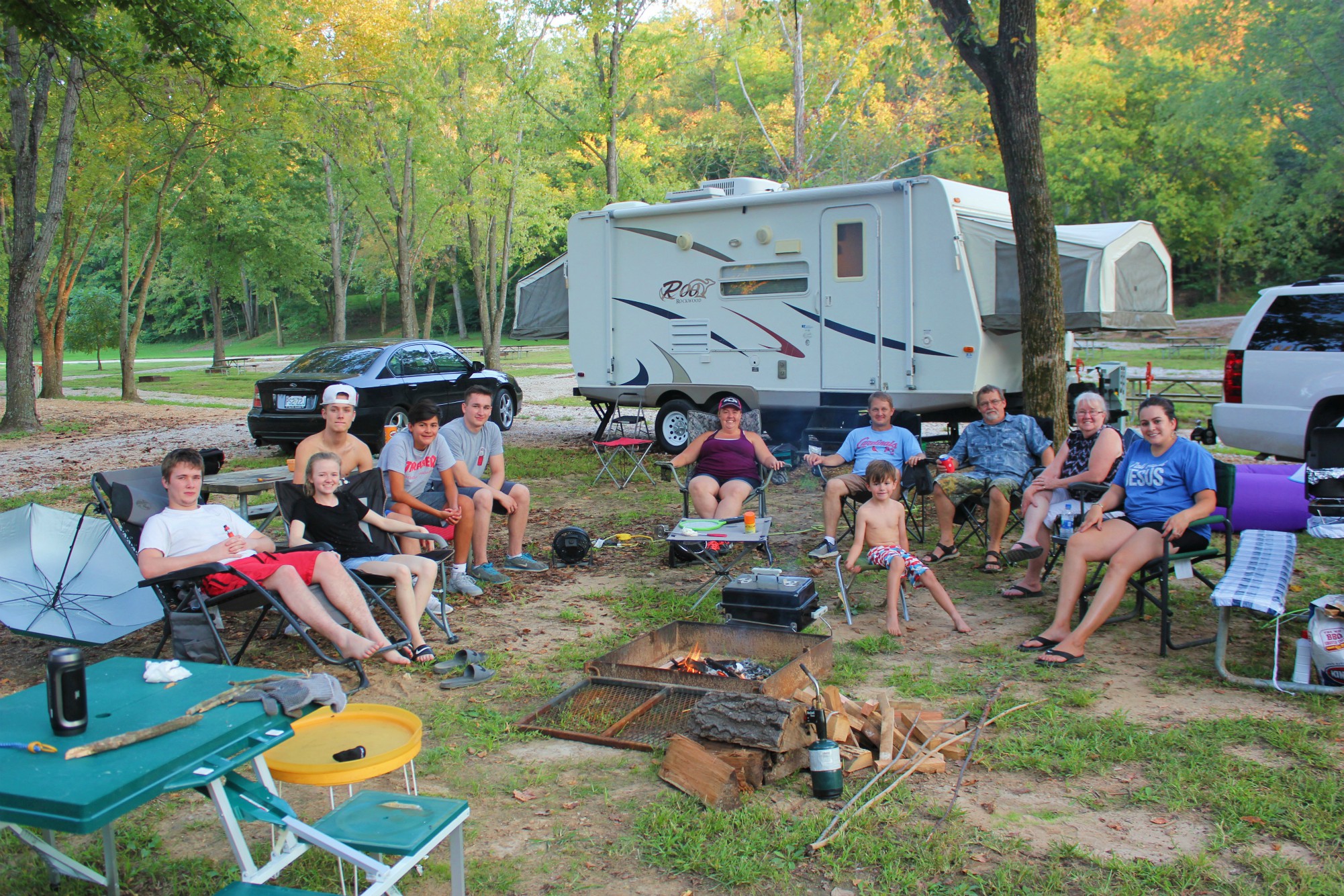 Campsites nestled among the trees at Ozark Outdoors Resort