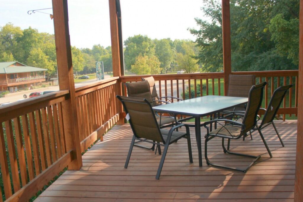 Exterior of the Grand Suite at Ozark Outdoors Riverfront Resort