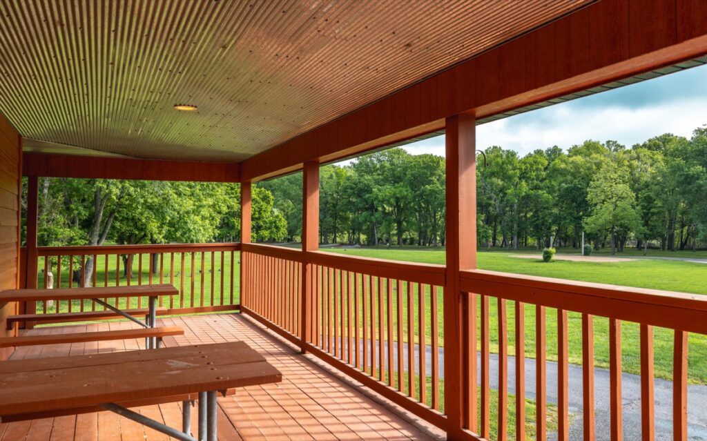 Exterior of the River’s End – Motel at Ozark Outdoors Riverfront Resort